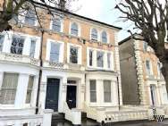 Main Photo of a 2 bedroom  Apartment to rent