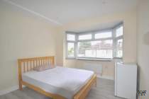 Main Photo of a 1 bedroom  Studio to rent