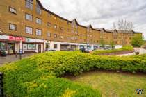 Main Photo of a 2 bedroom  Apartment for sale