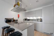 Main Photo of a 3 bedroom  Flat for sale