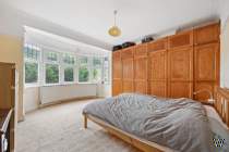 Main Photo of a 4 bedroom  Semi Detached House for sale