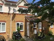 Main Photo of a 2 bedroom  Terraced House to rent