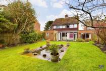 Main Photo of a 3 bedroom  Detached House for sale