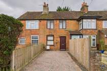 Main Photo of a 2 bedroom  Cottage for sale