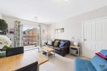 Main Photo of a 2 bedroom  Apartment for sale
