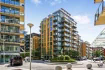 Main Photo of a 1 bedroom  Flat for sale