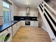 Main Photo of a 2 bedroom  Terraced House for sale