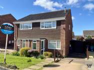 Main Photo of a 2 bedroom  Semi Detached House for sale