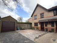 Main Photo of a 3 bedroom  Semi Detached House for sale