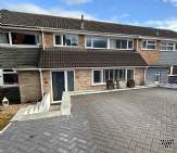 Main Photo of a 4 bedroom  Terraced House for sale