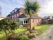 Main Photo of a 1 bedroom  Flat for sale