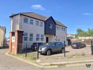 Main Photo of a 1 bedroom  Flat for sale