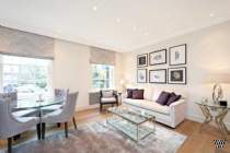 Main Photo of a 2 bedroom  Flat for sale