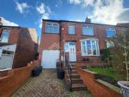 Main Photo of a 5 bedroom  Semi Detached House for sale