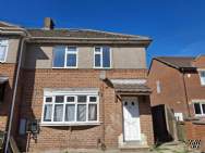 Main Photo of a 1 bedroom  House Share to rent