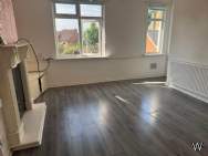 Main Photo of a 2 bedroom  Flat to rent