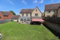 Main Photo of a 6 bedroom  Detached House for sale