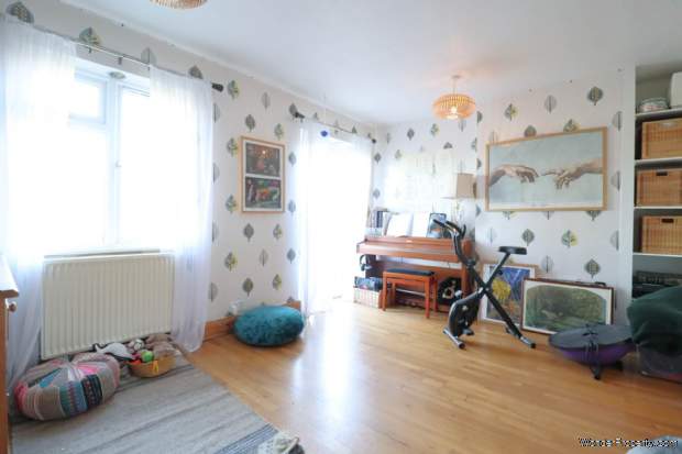 Main Photo