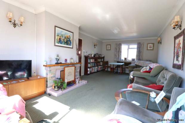 Main Photo
