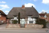 Main Photo of a 2 bedroom  Detached House for sale