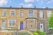 Main Photo of a 3 bedroom  Cottage for sale