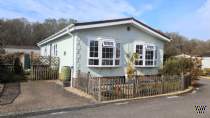 Main Photo of a 2 bedroom  Park Home for sale
