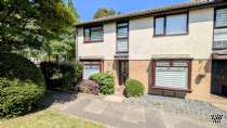Main Photo of a 3 bedroom  End of Terrace House for sale