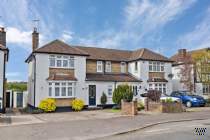 Main Photo of a 3 bedroom  Semi Detached House for sale