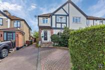 Main Photo of a 3 bedroom  Semi Detached House for sale