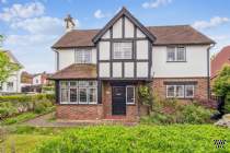 Main Photo of a 3 bedroom  Detached House for sale