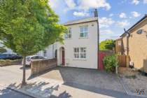 Main Photo of a 3 bedroom  Detached House for sale