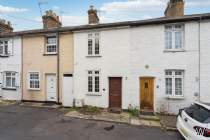 Main Photo of a 2 bedroom  Terraced House for sale