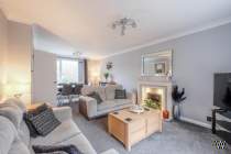 Main Photo of a 4 bedroom  Semi Detached House for sale