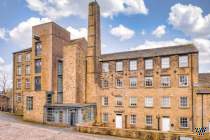 Main Photo of a 2 bedroom  Apartment to rent