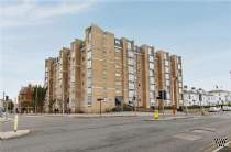 Main Photo of a 1 bedroom  Flat for sale