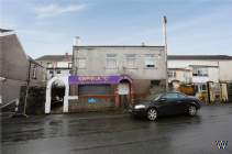 Main Photo of a 2 bedroom  Flat for sale