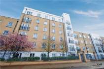 Main Photo of a 2 bedroom  Flat for sale