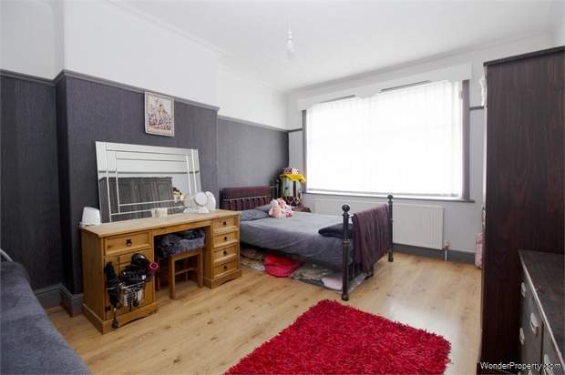 Main Photo