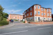 Main Photo of a 2 bedroom  Flat for sale