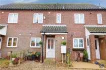 Main Photo of a 2 bedroom  Terraced House for sale