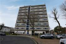 Main Photo of a 3 bedroom  Flat for sale