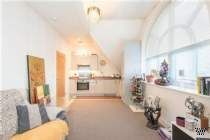 Main Photo of a 1 bedroom  Flat for sale