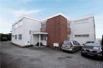 Main Photo of a 2 bedroom  Flat for sale