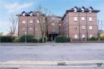 Main Photo of a 2 bedroom  Flat for sale