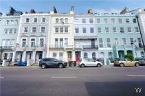 Main Photo of a 3 bedroom  Flat for sale