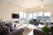 Main Photo of a 3 bedroom  Flat for sale