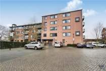 Main Photo of a 2 bedroom  Flat for sale