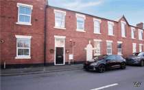 Main Photo of a 2 bedroom  Flat for sale