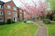 Main Photo of a 1 bedroom  Flat for sale