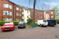 Main Photo of a 1 bedroom  Flat for sale